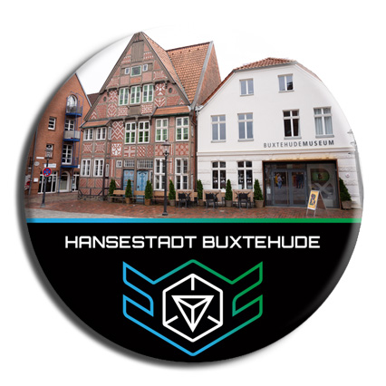 Heimatmuseum - Das Heimatmuseum mit kunstvoller Fassade voller Muster und Symbole wurde in 1913 erbaut. Der Gebäudekomplex bietet Platz für archäologische Funde sowie die Geschichte der Stadt.